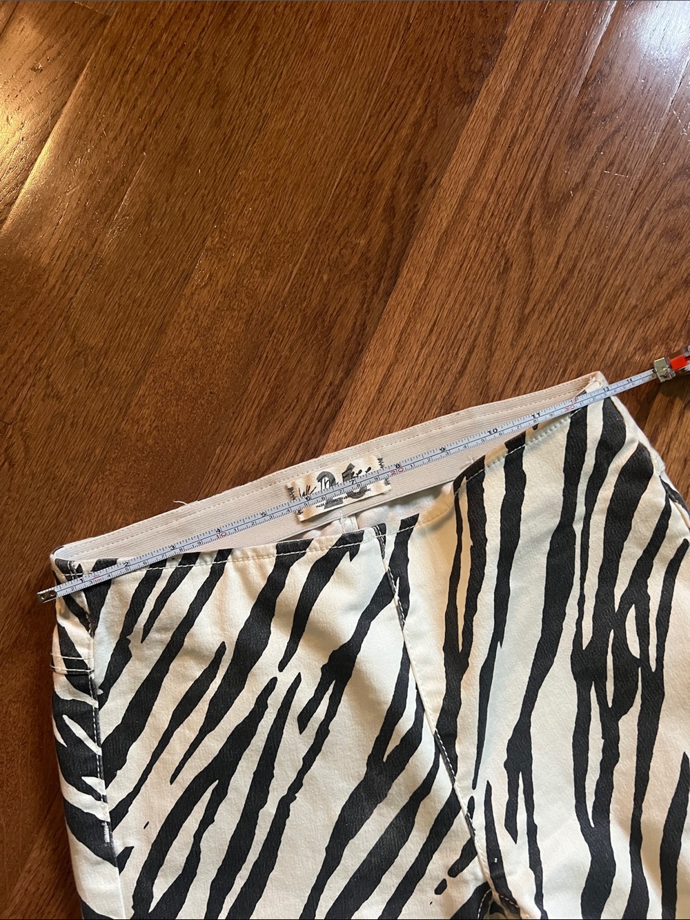 We the free zebra bell bottom jeans 26 - Picture 8 of 8